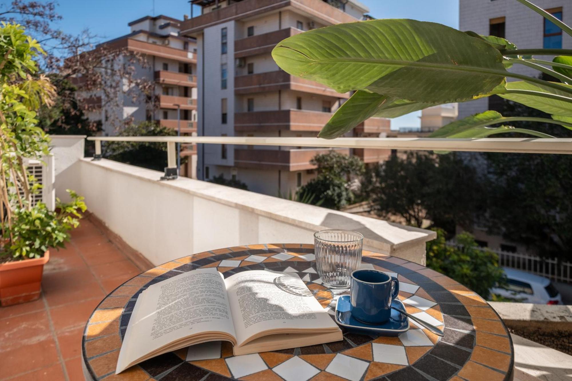Elegante Villa Lu' Centro Citta A 10 Minuti Dal Mare Cagliari Extérieur photo