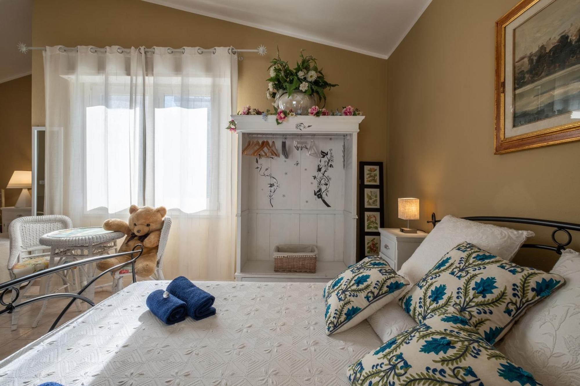 Elegante Villa Lu' Centro Citta A 10 Minuti Dal Mare Cagliari Extérieur photo