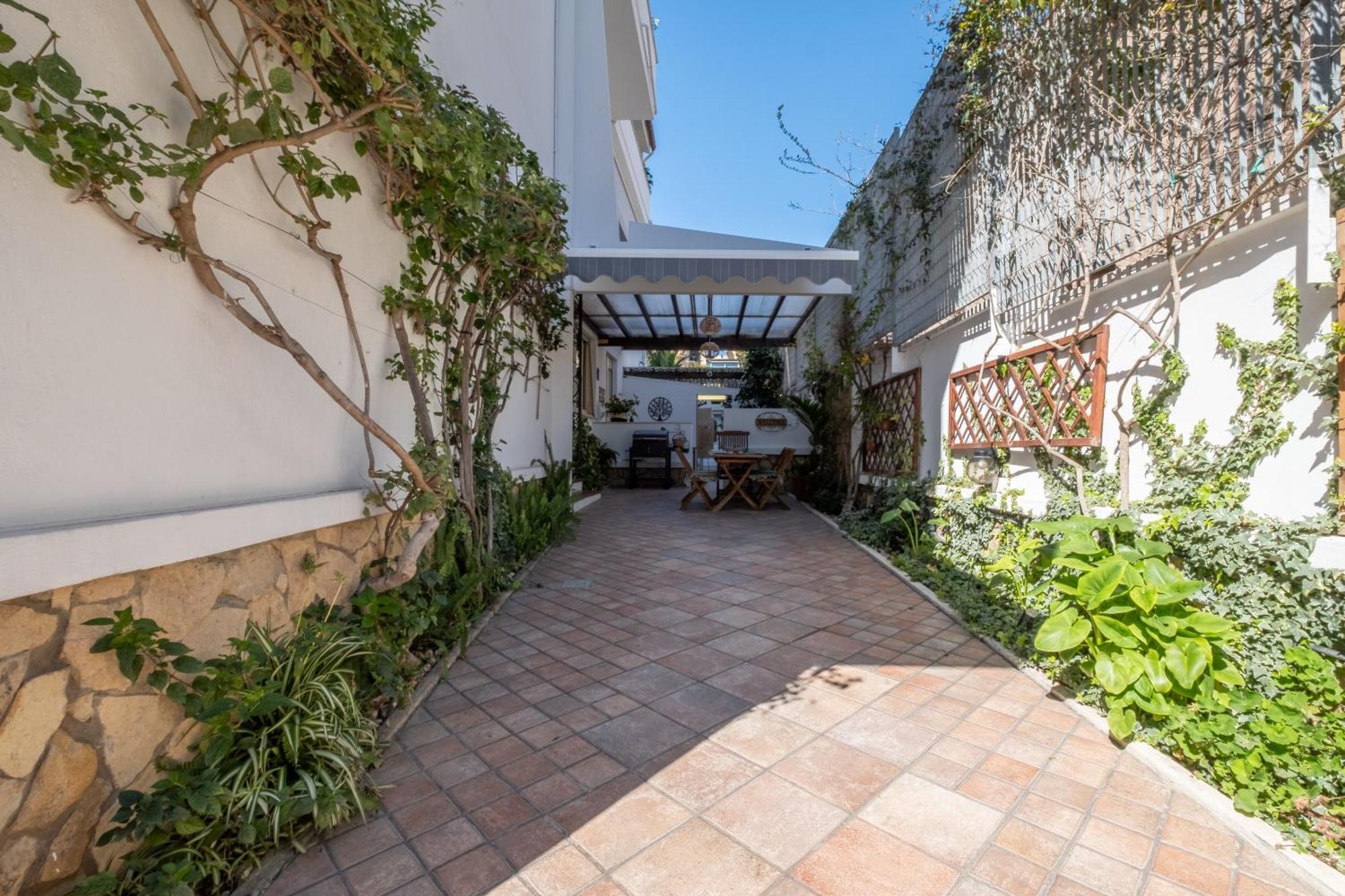 Elegante Villa Lu' Centro Citta A 10 Minuti Dal Mare Cagliari Extérieur photo